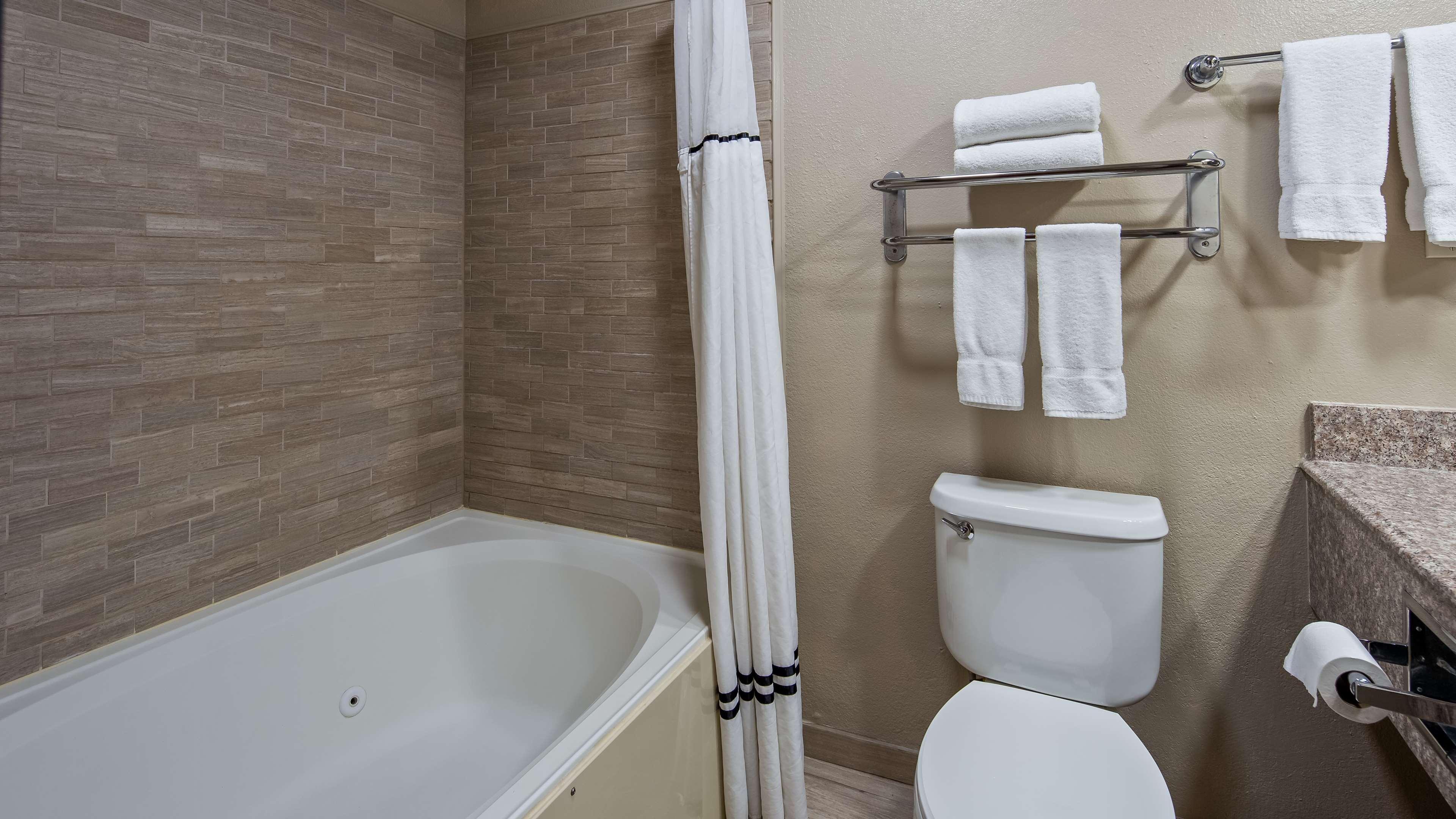 Best Western Plus Lubbock Windsor Inn Extérieur photo