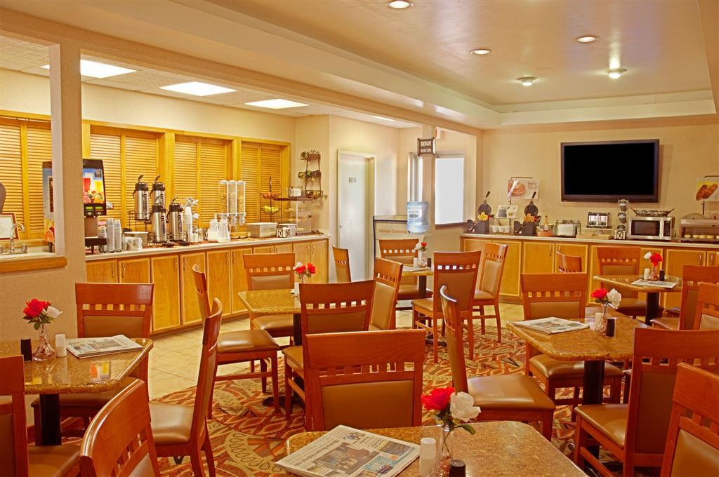 Best Western Plus Lubbock Windsor Inn Restaurant photo