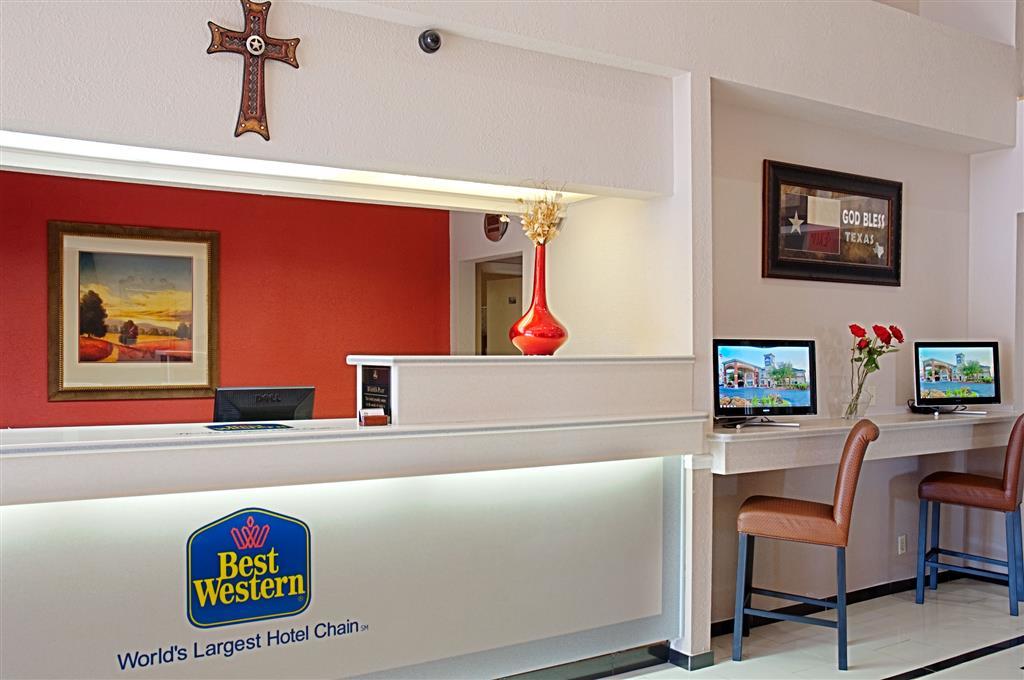 Best Western Plus Lubbock Windsor Inn Intérieur photo